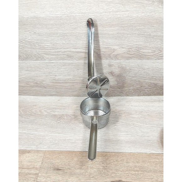 Mixed Lot of Kitchen Drawer Tools 14 Pieces Vintage Everyday Kitchen Gadgets - Picture 3 of 9